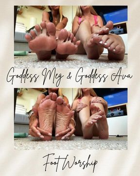 Double Domme Foot Lotion Indulgence with Wrinkles, Arches & Sensual Close-Ups 🦶