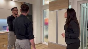 Double penetration for the real estate agent � Pussy and Ass destroyed during visit
