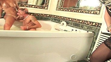Miss Transsexual Renata Davila, SheilaStone and guy! Directed by Roby Bianchi