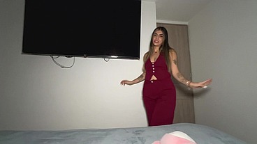 Me cojo a mi hermanastro antes de irme para La DISCOTECA