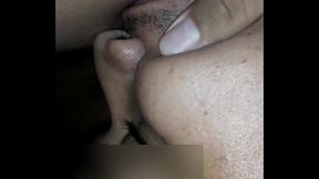 Casado &eacute_  apaixonado nos meus peitinhos (real na cama da esposa dele enquanto  ela saiu)