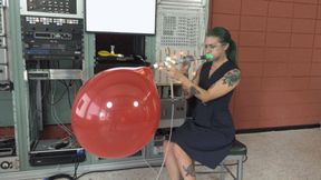 Mia Blows a BSA 17-inch Balloon to Bursting (MP4 - 720p)