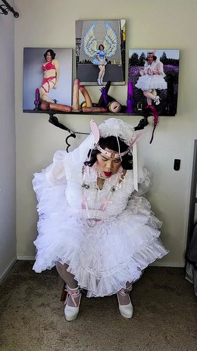 Sissy Bride Playing with Lots of Dildos