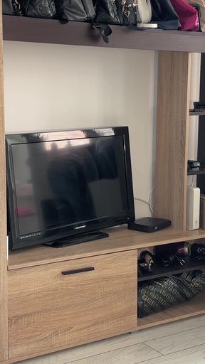 Jeans Farts & Butt Crack Cleaning & Gassing up My House 4K