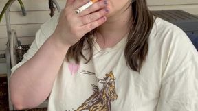 smoke a cig with Shells