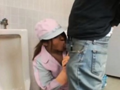 Publicsex asian cleaning lady sucks cock