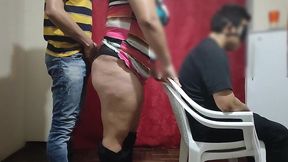 le pagamos 100 $ a una pareja de casada para jugar el juego del test a ver si adivina que tienen en su boca la chica le poner los cuerno con el modelo del juego terminan follando parte 2/2