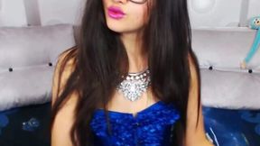 Seductive Tranny Wants a Huge Dark Dildo