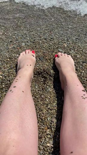 Must-share moment from "Amateur Outdoors Showing Feet"