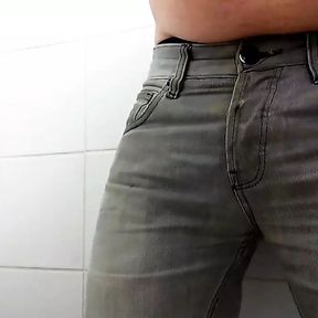 Twink jerk off in public toilet