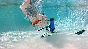 Aquaphilias- Harley Jayde- Caught Masturbating in Public running from the Police- SCUBA