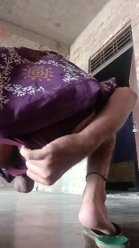Desi Dress up Lady Boy Masturbation Huge Cock