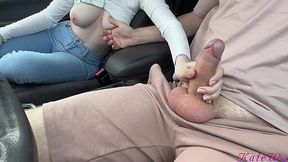 Big-boobed teen gives taxi driver a blowjob instead of cash