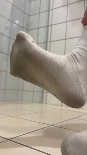 Peeling Off My Sweaty Post-Workout Gym Socks (Soles & Arches Preview)