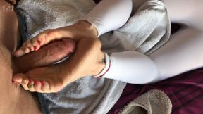 Footjob Using Barefeet and Slippers (4k) Featuring Camilla Tootsie + Solesfeetclips