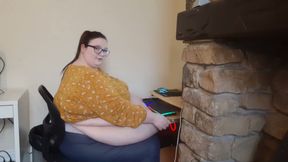 Fat girl office struggles