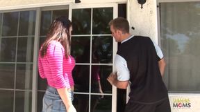 Car blowjob leads to hardcore sex and a facial in the living room