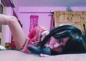 Super Hot Girl Shows Her Pussy and Sucking BBC