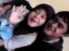 Arab Couple's Public Display of Affection in Indonesia