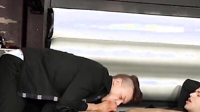 Tattooed blond homo cums after a hard ass pounding