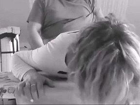 Deutscher Milf Quickie bei Hausaufgaben