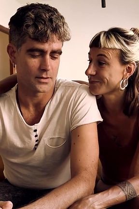 Talking About One of Our Recordings in Thailand (in Spanish)