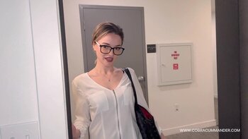 Dominant Mommy realcobracummander Teaches Hot Milf Joi