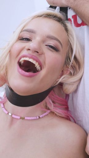 Novella Night encara gangbang anal extremo   Clip 1