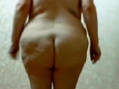 Big-Titted Russian Granny Stefany's Naked Webcam Show