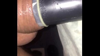 Self docking with toy