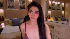 Queen_Gal23 brings playful, wild, and unforgettable energy action!