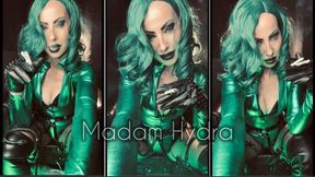 Madam Hydra smokes 2 Marlboro 100 at once while she please your snake