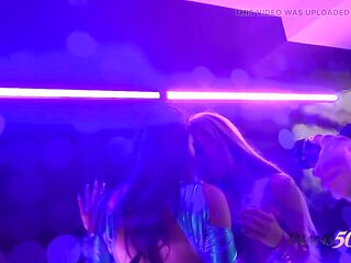 Behind the Scenes with Lizzy Laynez, Mariana Martix