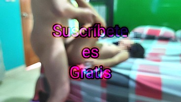Room Casting 1: Roxy 21 años le meto pene al borde de la cama con las piernas bien abiertas