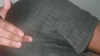 Smukke unge asiatiske jomfruer får deres stramme numser kneppet hårdt af en kæmpe pik i POV