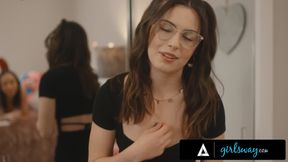 GIRLSWAY SPUN: Hot Chanel Camryn Needs RAW SCISSORING From Fuckbuddy Alexis Tae To Relax PART 1