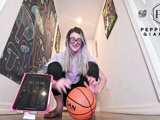 6'7 Tall Female-dominant One-handed Basketball Hold Defiance How Lengthy Can Those Massive Hands Dominate?