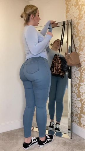 Watch Me Tease You with My Big Ass in These Tight Jeans
