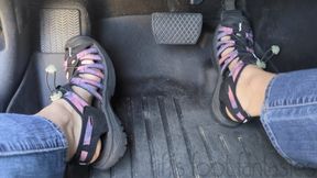 Fifi pedal pumping in galaxy print Keen whisper sandals and jeans