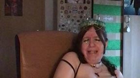 Nymeria Malfoy playing herself with golden snitch &mdash;  Slytherin cosplay