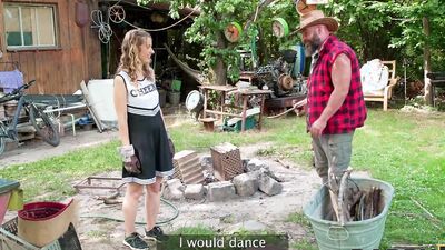 DADDY4K. StepDaddy’s garden is the perfect place to bang girls