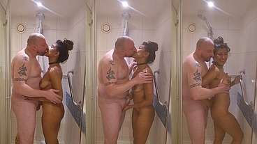 Shower Play with Desi Mouse