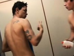 Gilson Goes Barebacked Sex with Rafael at the Gym