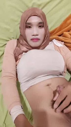 Hijab shemale LestyWaria sqruittt