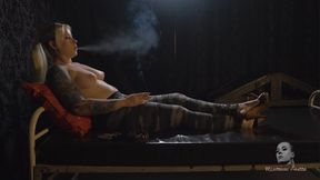 Smoke around her face II FHD MP4