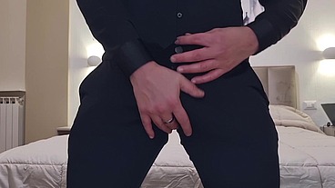 AMA SBORRARE ELEGANTE - GEMITI E SEGA INTENSA CON VESTITO ELEGANTE - ANSIMA E GODE CON UN FORTE ORGASMO (VIDEO ESCLUSIVO INTEGRALE)