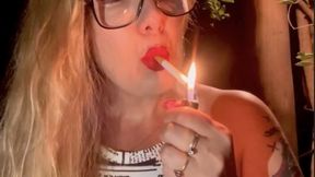 NEWPORT - Smoking in the hotel - A few puffs in your face, Deep Inhales, Mouth Inhales and open mouth exhales, red lipstick, long hair and big red nails