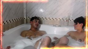 se termino de grabar y seguimos filmando el backstage del descanso en el jacuzzi ,¡¡¡¡