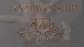 FOOT WORSHIP Total lenghts 4:38 minutes  Feet Feetworship Fetish Toe Barfeet Feetlover Sole Latex Lack BDSM Slave Füße Zehen Lick Smell Footjob Feetjob Footfetish Feetfetish  LADY AMRAPALI  Herrin Mistress Domina
