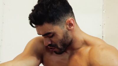 Dakota Payne & Arad Winwin are screwing while they're on pause